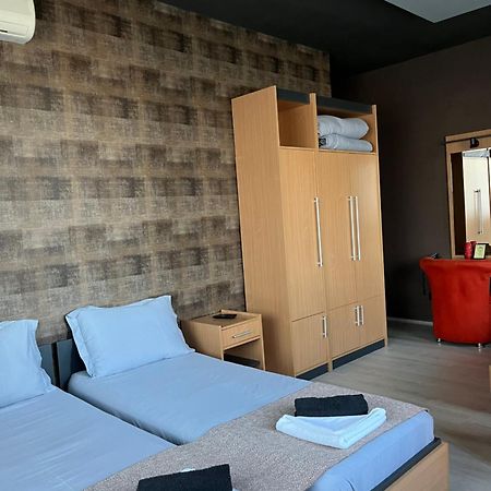 In Club Aparthotel Vrnjačka Banja Екстериор снимка