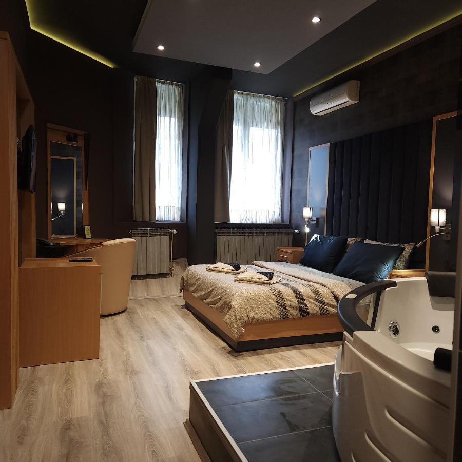 In Club Aparthotel Vrnjačka Banja Екстериор снимка