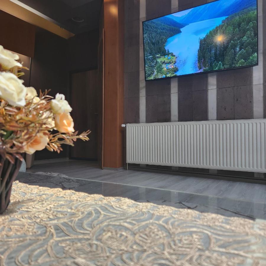 In Club Aparthotel Vrnjačka Banja Екстериор снимка