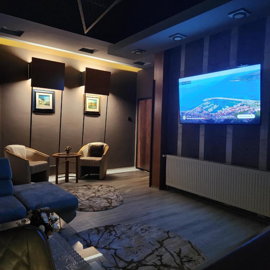In Club Aparthotel Vrnjačka Banja Екстериор снимка