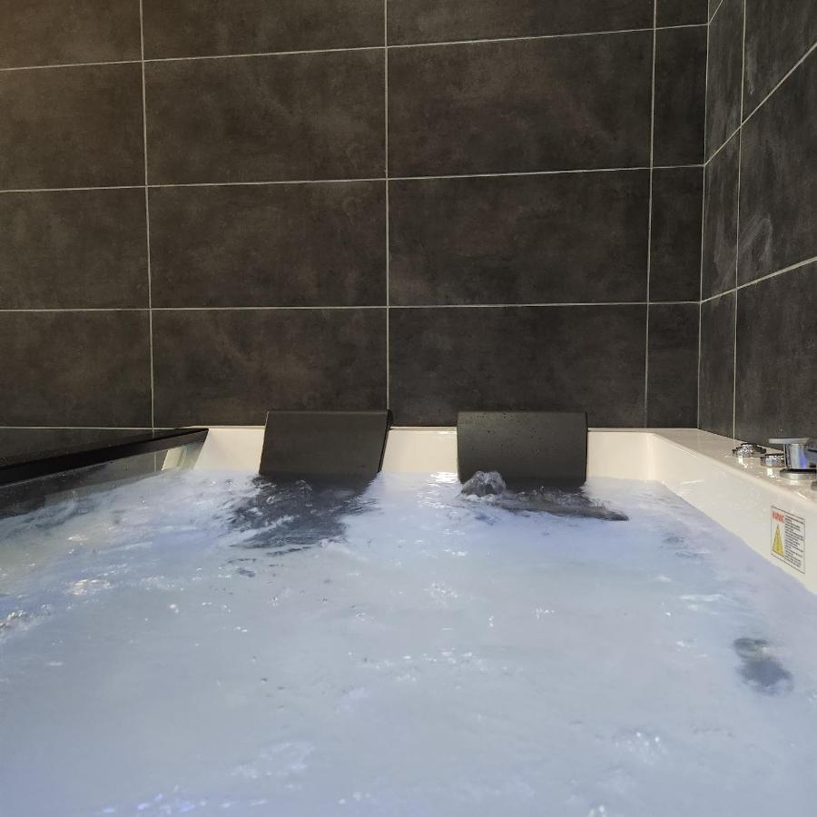 In Club Aparthotel Vrnjačka Banja Екстериор снимка