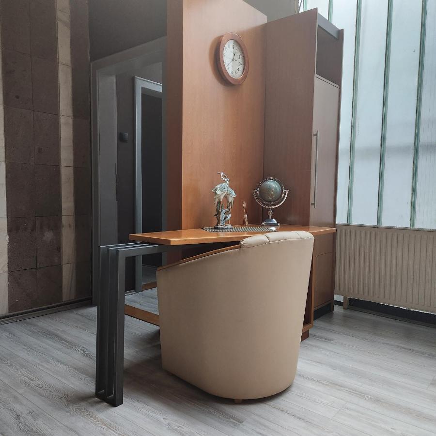 In Club Aparthotel Vrnjačka Banja Екстериор снимка
